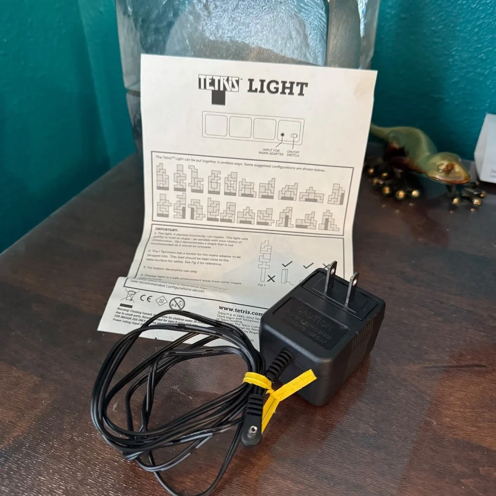 Stackable Tetris LED Lights - Picture 3 of 4